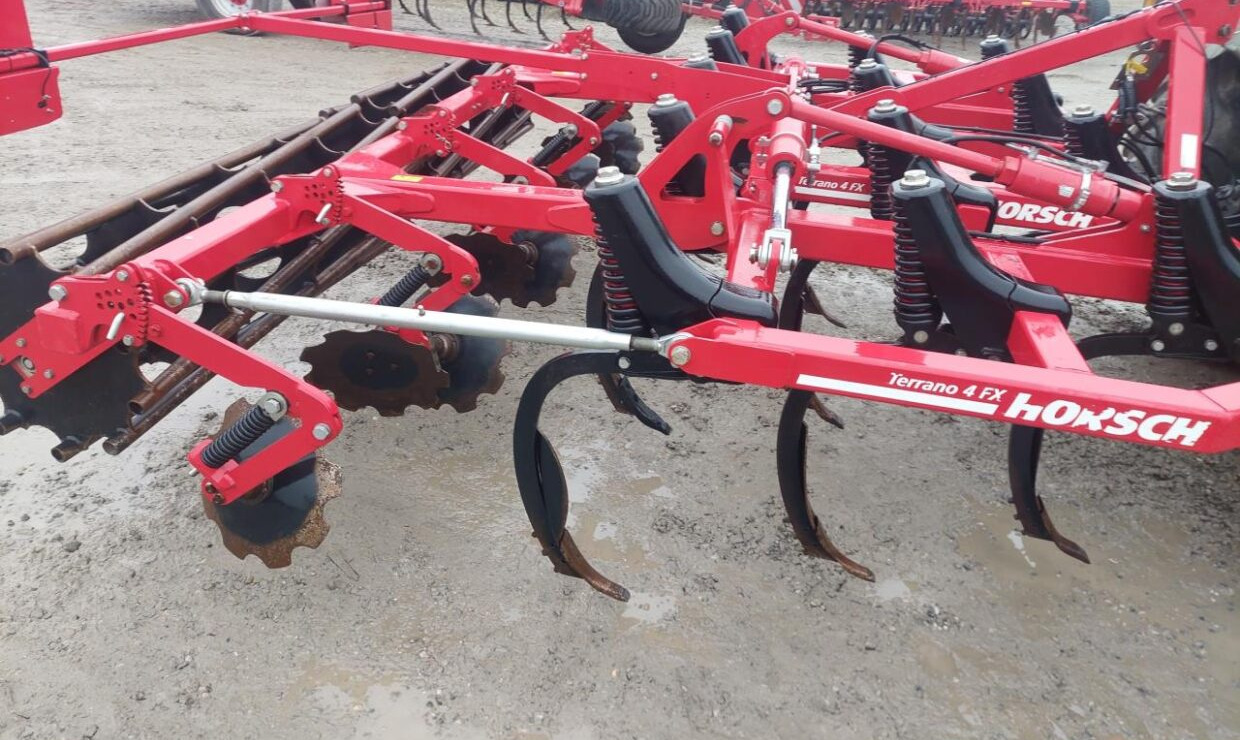 Horsch Terrano 4 FX - Cultivador: foto 4 Horsch Terrano 4 FX - Cultivador: foto 4