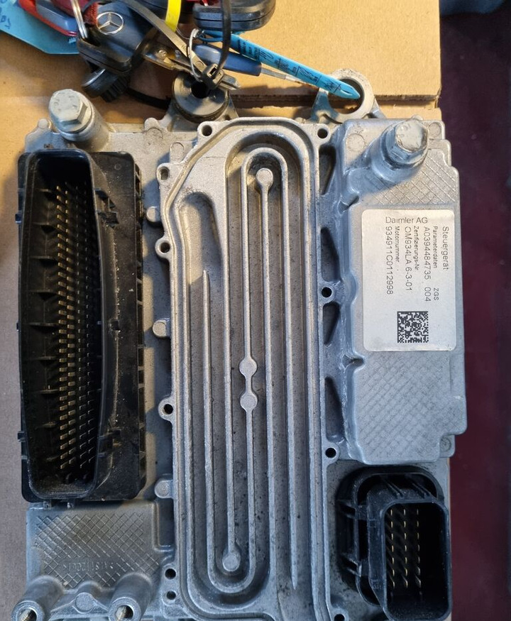 Continental CONTROL MODULE MCM2 Mercedes-Benz ACTROS MP4 EURO 6 - Unidad de control para Camión: foto 5 Continental CONTROL MODULE MCM2 Mercedes-Benz ACTROS MP4 EURO 6 - Unidad de control para Camión: foto 5