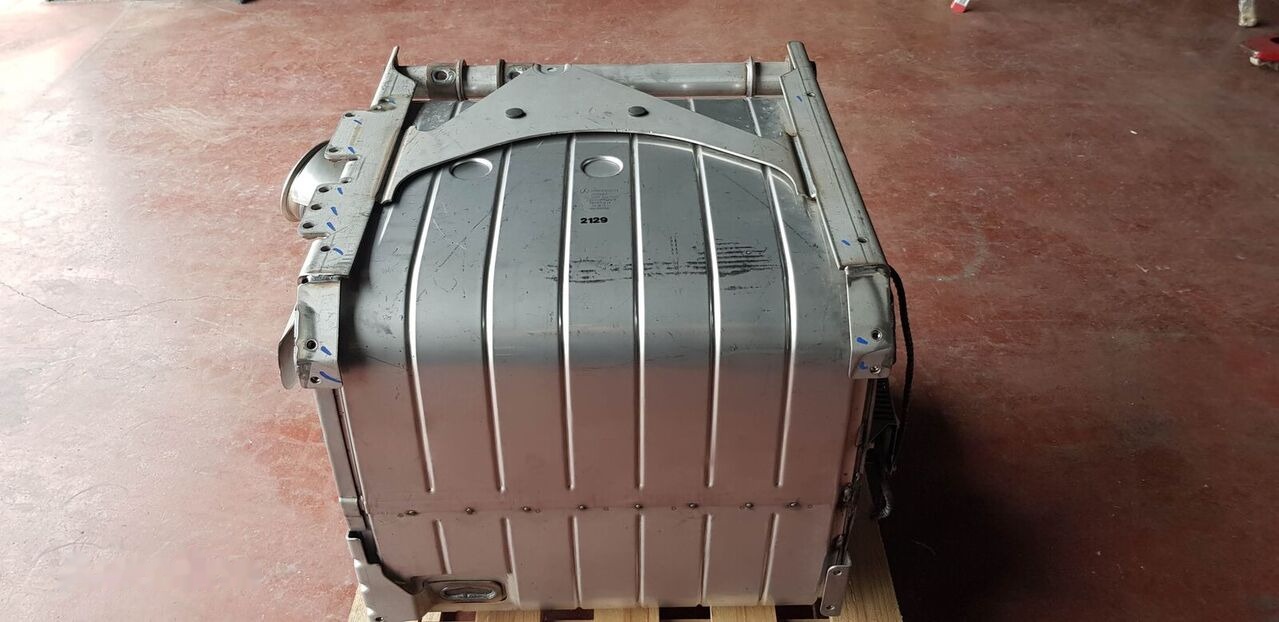 Eberspächer SC 2031 SH 5004 Mercedes-Benz ACTROS MB2 - Convertidor catalítico para Camión: foto 2 Eberspächer SC 2031 SH 5004 Mercedes-Benz ACTROS MB2 - Convertidor catalítico para Camión: foto 2