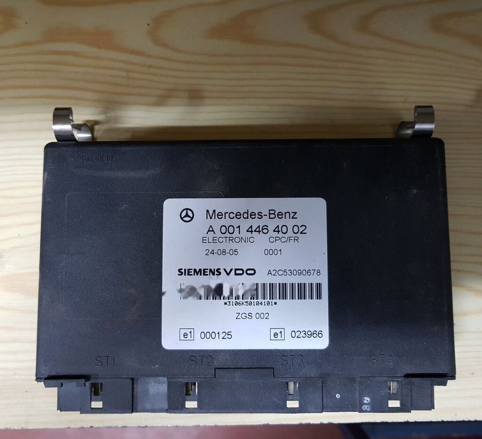 Mercedes-Benz A 001 446 26 17 Mercedes-Benz ACTROS MB2 - Unidad de control para Camión: foto 4 Mercedes-Benz A 001 446 26 17 Mercedes-Benz ACTROS MB2 - Unidad de control para Camión: foto 4