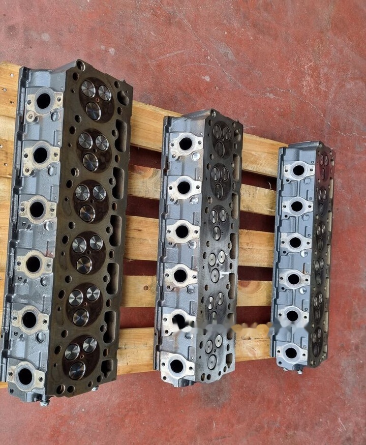 Mercedes-Benz ATEGO 9060162101 Mercedes-Benz ATEGO - Cabezal de bloque para Camión: foto 1 Mercedes-Benz ATEGO 9060162101 Mercedes-Benz ATEGO - Cabezal de bloque para Camión: foto 1