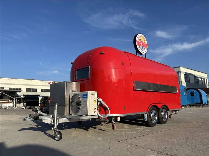 Burger Van Smash Burger Trailer |Handcrafted Burgers & Fries Food Truck - Remolque venta ambulante: foto 2 Burger Van Smash Burger Trailer |Handcrafted Burgers & Fries Food Truck - Remolque venta ambulante: foto 2