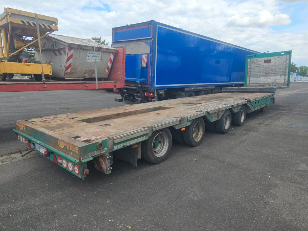 Meusburger MPG-4 Tieflader mit Radmulden 39.5t - Semirremolque góndola rebajadas: foto 1 Meusburger MPG-4 Tieflader mit Radmulden 39.5t - Semirremolque góndola rebajadas: foto 1