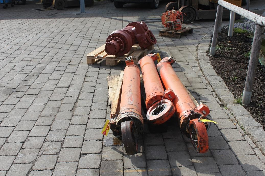 Atlas 1804 - Cilindro hidráulico para Maquinaria de construcción: foto 4 Atlas 1804 - Cilindro hidráulico para Maquinaria de construcción: foto 4