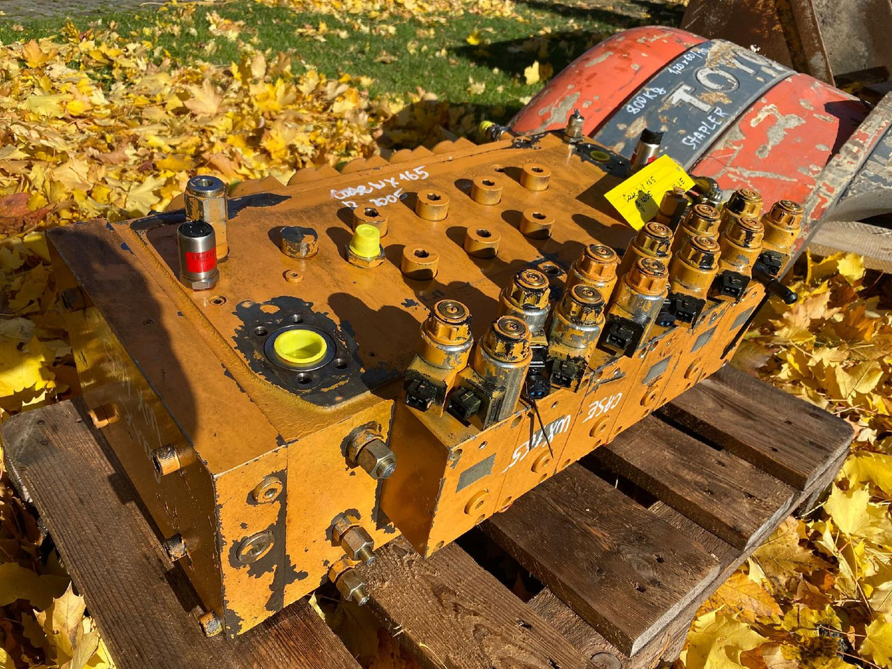 Case WX 165 - Válvula hidráulica para Maquinaria de construcción: foto 3 Case WX 165 - Válvula hidráulica para Maquinaria de construcción: foto 3