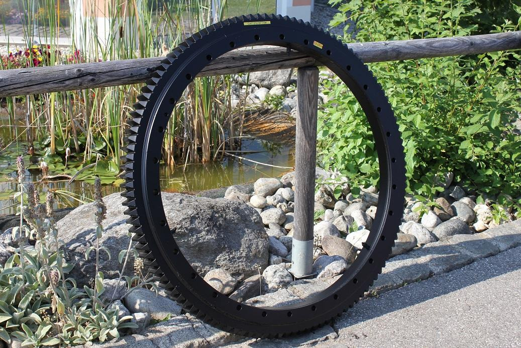 Caterpillar 212 BFT - Corona de giro para Maquinaria de construcción: foto 1 Caterpillar 212 BFT - Corona de giro para Maquinaria de construcción: foto 1