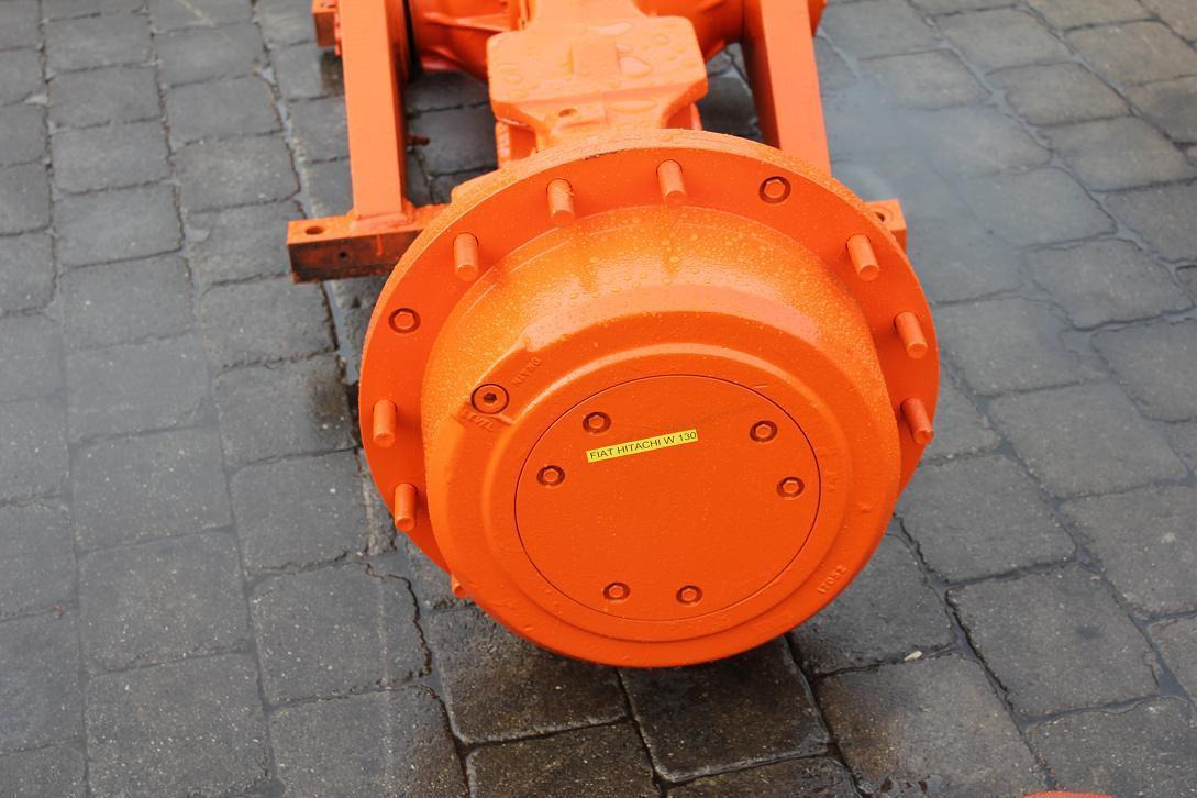 Fiat-Hitachi FR 130-2 - Eje y piezas para Maquinaria de construcción: foto 4 Fiat-Hitachi FR 130-2 - Eje y piezas para Maquinaria de construcción: foto 4