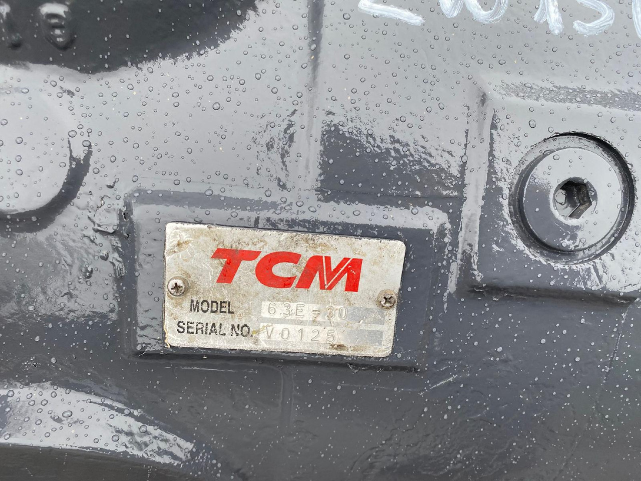 Hitachi TCM aus ZW 150 - Eje y piezas para Maquinaria de construcción: foto 4 Hitachi TCM aus ZW 150 - Eje y piezas para Maquinaria de construcción: foto 4