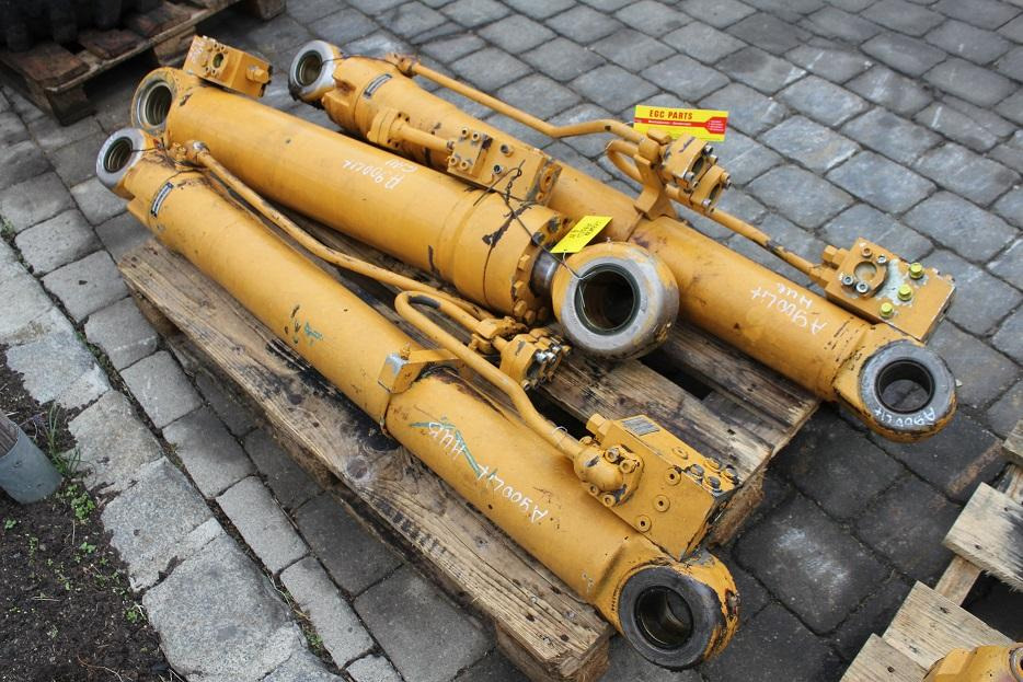 Liebherr A 900 LIT - Cilindro hidráulico para Maquinaria de construcción: foto 1 Liebherr A 900 LIT - Cilindro hidráulico para Maquinaria de construcción: foto 1