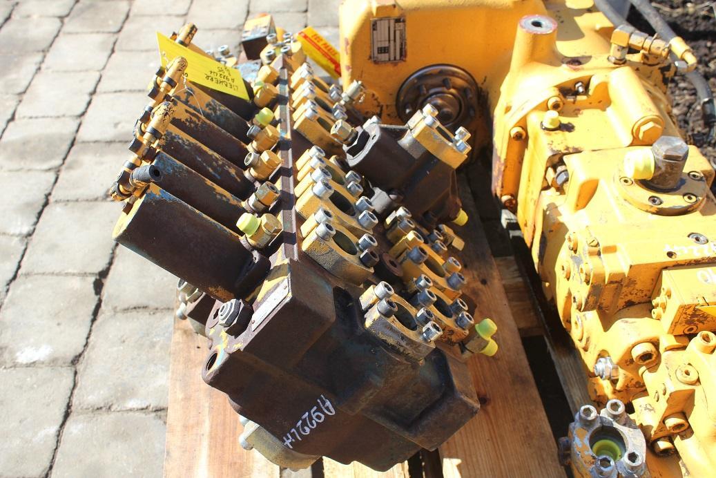 Liebherr A 922 LIT - Válvula hidráulica para Maquinaria de construcción: foto 5 Liebherr A 922 LIT - Válvula hidráulica para Maquinaria de construcción: foto 5