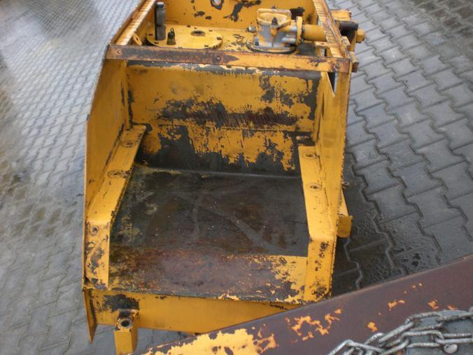 Liebherr R 912 LC - Depósito hidráulico para Maquinaria de construcción: foto 2 Liebherr R 912 LC - Depósito hidráulico para Maquinaria de construcción: foto 2