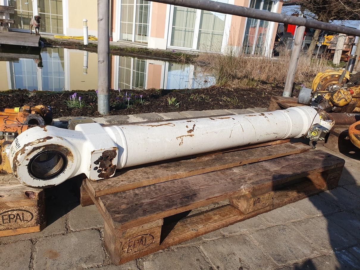 Liebherr R 916 - Cilindro hidráulico para Maquinaria de construcción: foto 2 Liebherr R 916 - Cilindro hidráulico para Maquinaria de construcción: foto 2