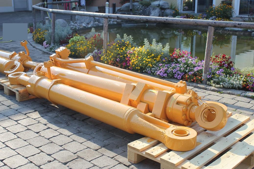 Cilindro hidráulico para Maquinaria de construcción Liebherr R 974 LIT: foto 8 Cilindro hidráulico para Maquinaria de construcción Liebherr R 974 LIT: foto 8