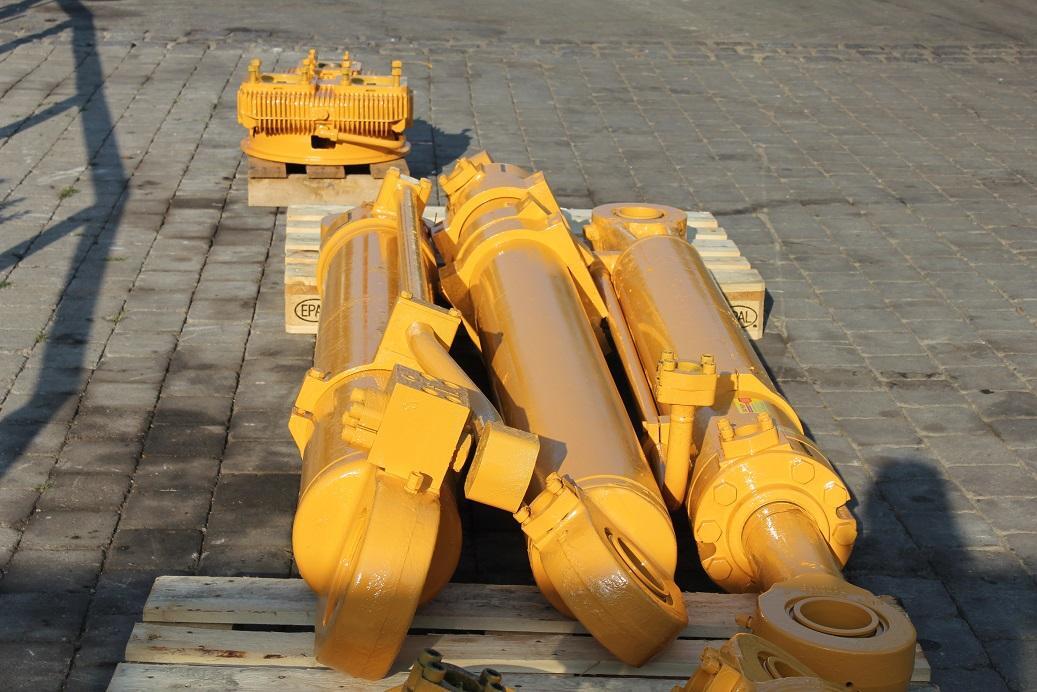 Cilindro hidráulico para Maquinaria de construcción Liebherr R 974 LIT: foto 10 Cilindro hidráulico para Maquinaria de construcción Liebherr R 974 LIT: foto 10