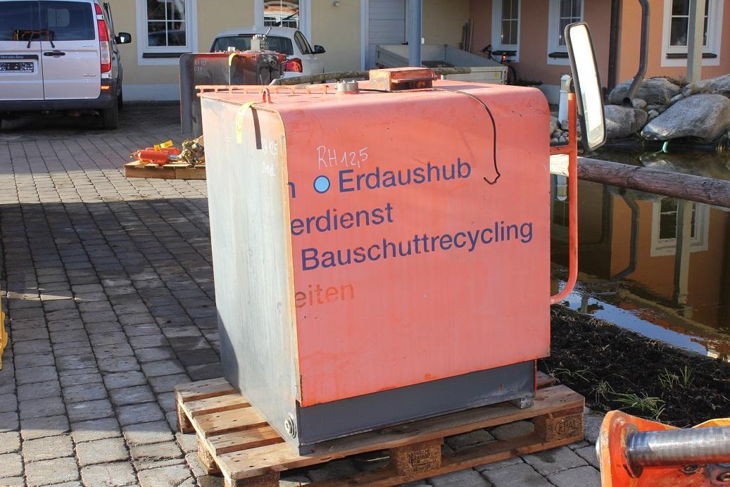 O&K RH 12,5 - Depósito hidráulico para Excavadora de cadenas: foto 5 O&K RH 12,5 - Depósito hidráulico para Excavadora de cadenas: foto 5