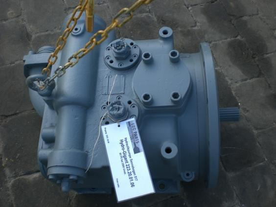 Sennebogen 517 - Hidráulica para Maquinaria de construcción: foto 1 Sennebogen 517 - Hidráulica para Maquinaria de construcción: foto 1