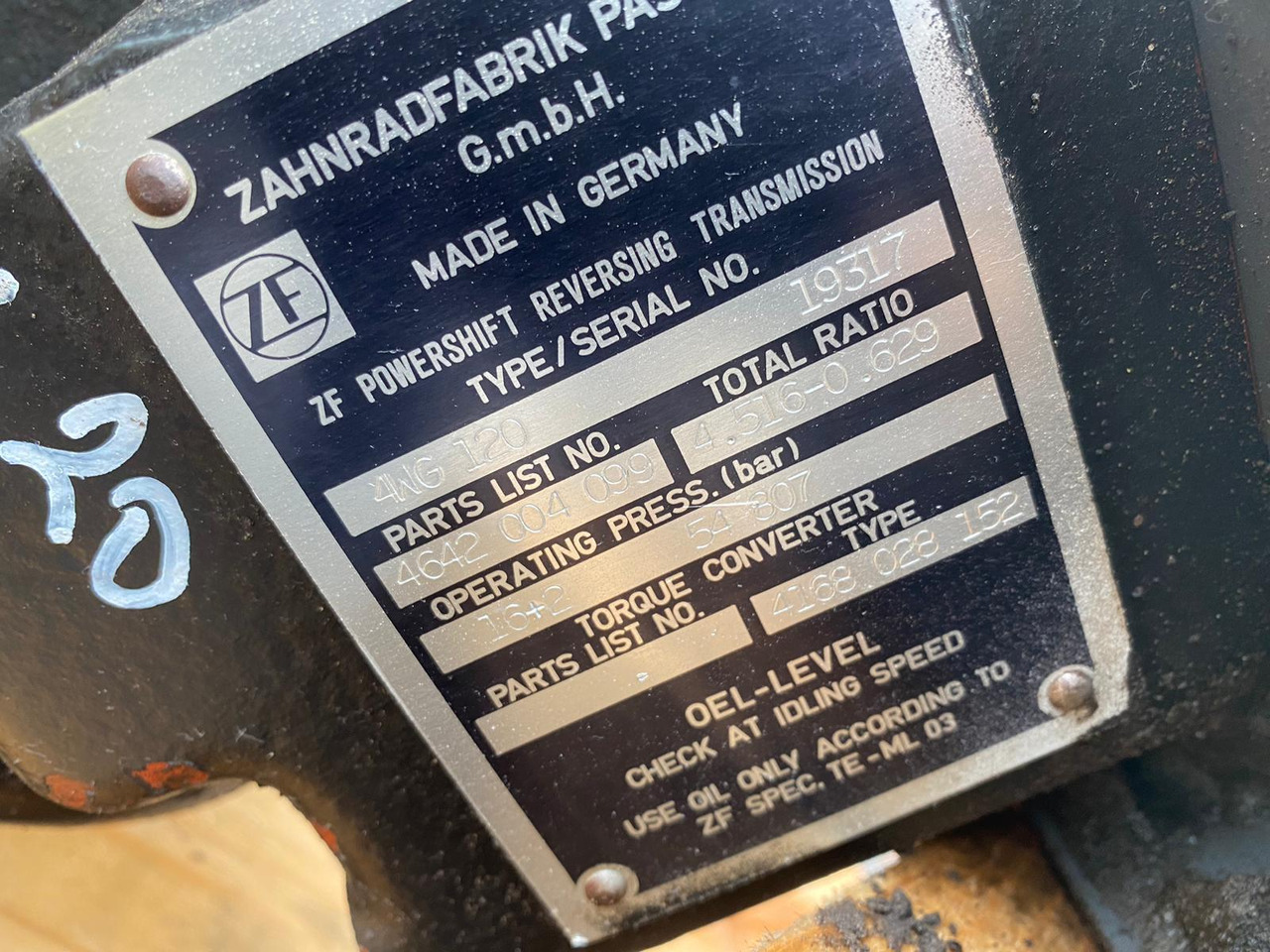 ZF 4 WG 120 aus O&K L 20 - Caja de cambios para Maquinaria de construcción: foto 4 ZF 4 WG 120 aus O&K L 20 - Caja de cambios para Maquinaria de construcción: foto 4