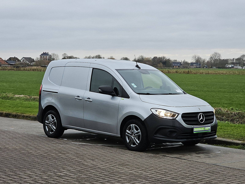 Mercedes-Benz Citan 110 CDI L1 PRO Mbux Euro6! - Furgoneta caja cerrada: foto 4 Mercedes-Benz Citan 110 CDI L1 PRO Mbux Euro6! - Furgoneta caja cerrada: foto 4