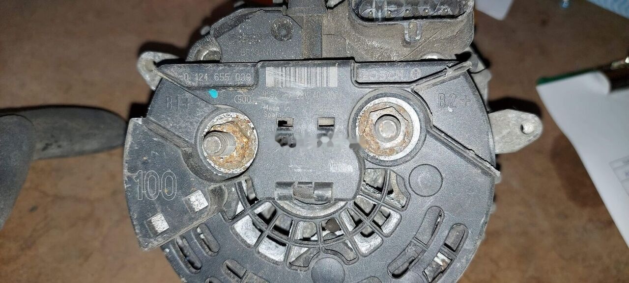 Bosch , 110A , 28V DAF CF75, XF 95 - Alternador para Camión: foto 2 Bosch , 110A , 28V DAF CF75, XF 95 - Alternador para Camión: foto 2