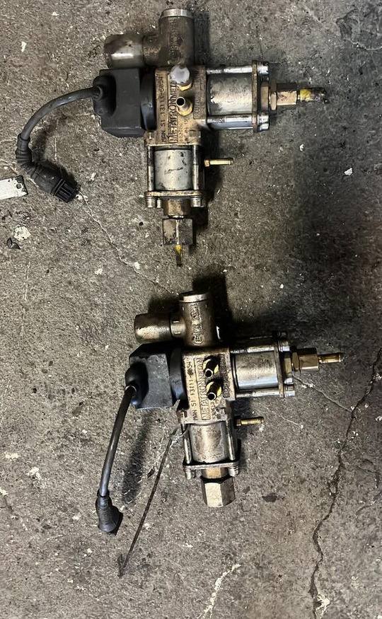 MAN 5113111-6054 MAN truck - Válvula para Camión: foto 1 MAN 5113111-6054 MAN truck - Válvula para Camión: foto 1