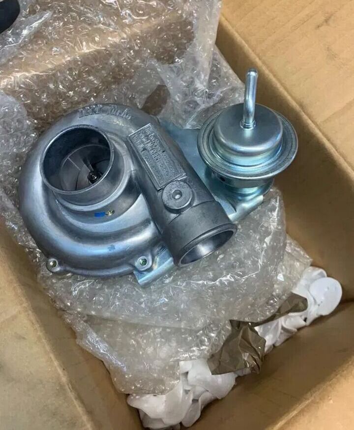 Nowa Turbosprężarka 17201-87306B DAIHATSU ROCKY 2.8 TD DL-52 17201-87306B for car - Turbocompresor para Coche: foto 2 Nowa Turbosprężarka 17201-87306B DAIHATSU ROCKY 2.8 TD DL-52 17201-87306B for car - Turbocompresor para Coche: foto 2