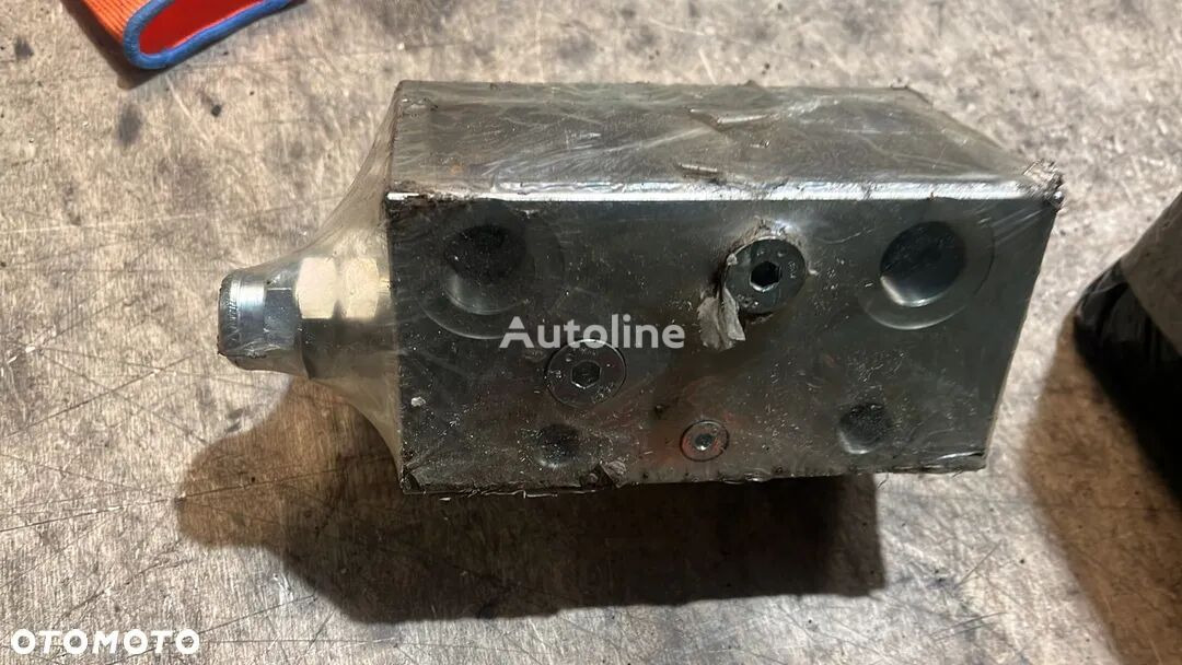 Rexroth Flow Divider R930062425 - Válvula de freno para Camión: foto 3 Rexroth Flow Divider R930062425 - Válvula de freno para Camión: foto 3