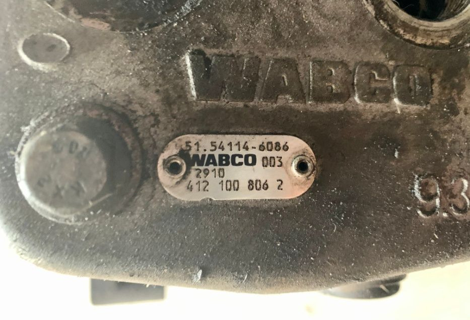 WABCO 2 cylindry oryginał 51.54112-3028 MAN TGA 51.54112-3028 - Compresor para Camión: foto 5 WABCO 2 cylindry oryginał 51.54112-3028 MAN TGA 51.54112-3028 - Compresor para Camión: foto 5