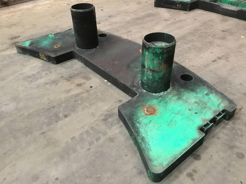 Faun ATF 60-3 counterweight base plate 1,6 ton - Contrapeso para Maquinaria de construcción: foto 4 Faun ATF 60-3 counterweight base plate 1,6 ton - Contrapeso para Maquinaria de construcción: foto 4