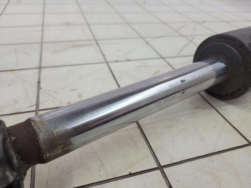 Faun ATF 60-4 steering cylinder - Cilindro hidráulico para Grúa: foto 4 Faun ATF 60-4 steering cylinder - Cilindro hidráulico para Grúa: foto 4