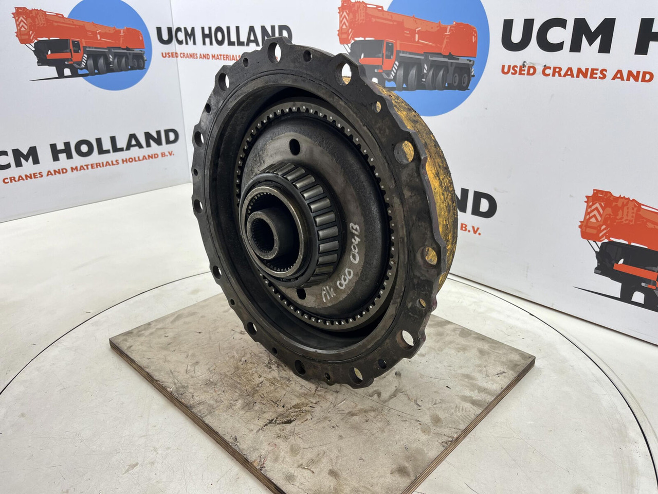 Grove GMK 2035 planetary gear 12-23-60-34-3pl-H135-46 - Mando final para Autogrúa: foto 3 Grove GMK 2035 planetary gear 12-23-60-34-3pl-H135-46 - Mando final para Autogrúa: foto 3