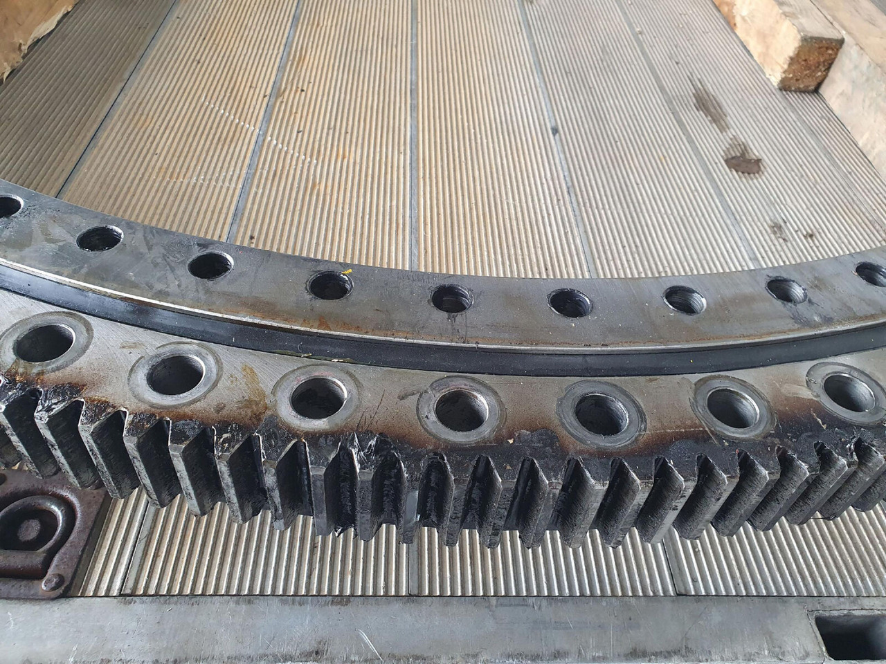 Grove GMK 4100L slewing gear - Corona de giro para Autogrúa: foto 3 Grove GMK 4100L slewing gear - Corona de giro para Autogrúa: foto 3