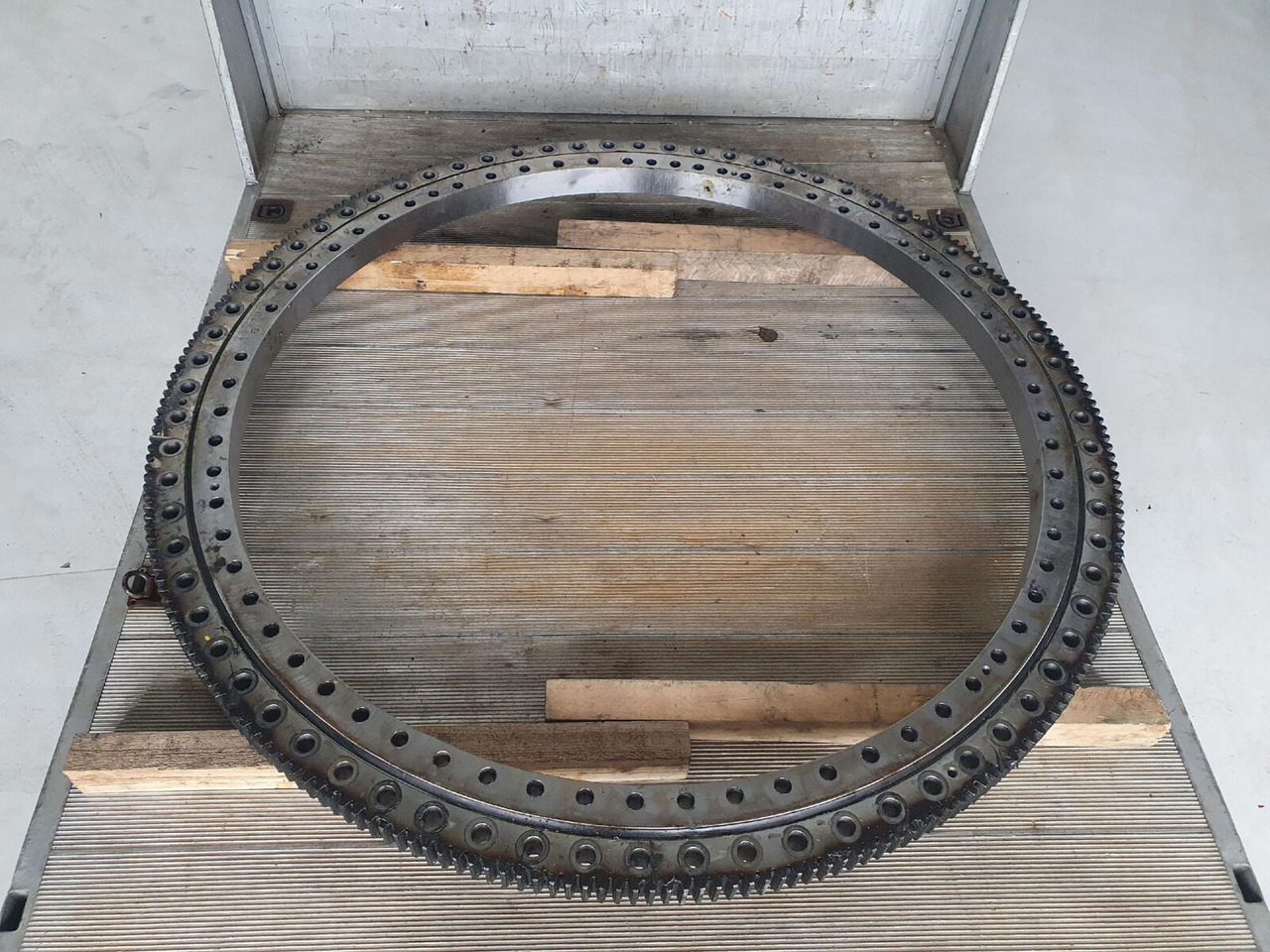Grove GMK 4100L slewing gear - Corona de giro para Autogrúa: foto 4 Grove GMK 4100L slewing gear - Corona de giro para Autogrúa: foto 4
