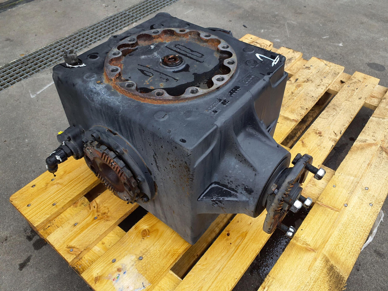 Grove GMK 6400 diff box axle 1 - Diferencial para Autogrúa: foto 2 Grove GMK 6400 diff box axle 1 - Diferencial para Autogrúa: foto 2