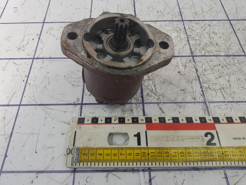 Bomba de dirección para Grúa Grove steering pump: foto 1