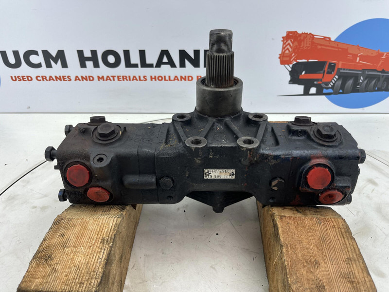 Krupp KMK 4070 steering box only for parts - Columna de dirección para Grúa: foto 1 Krupp KMK 4070 steering box only for parts - Columna de dirección para Grúa: foto 1