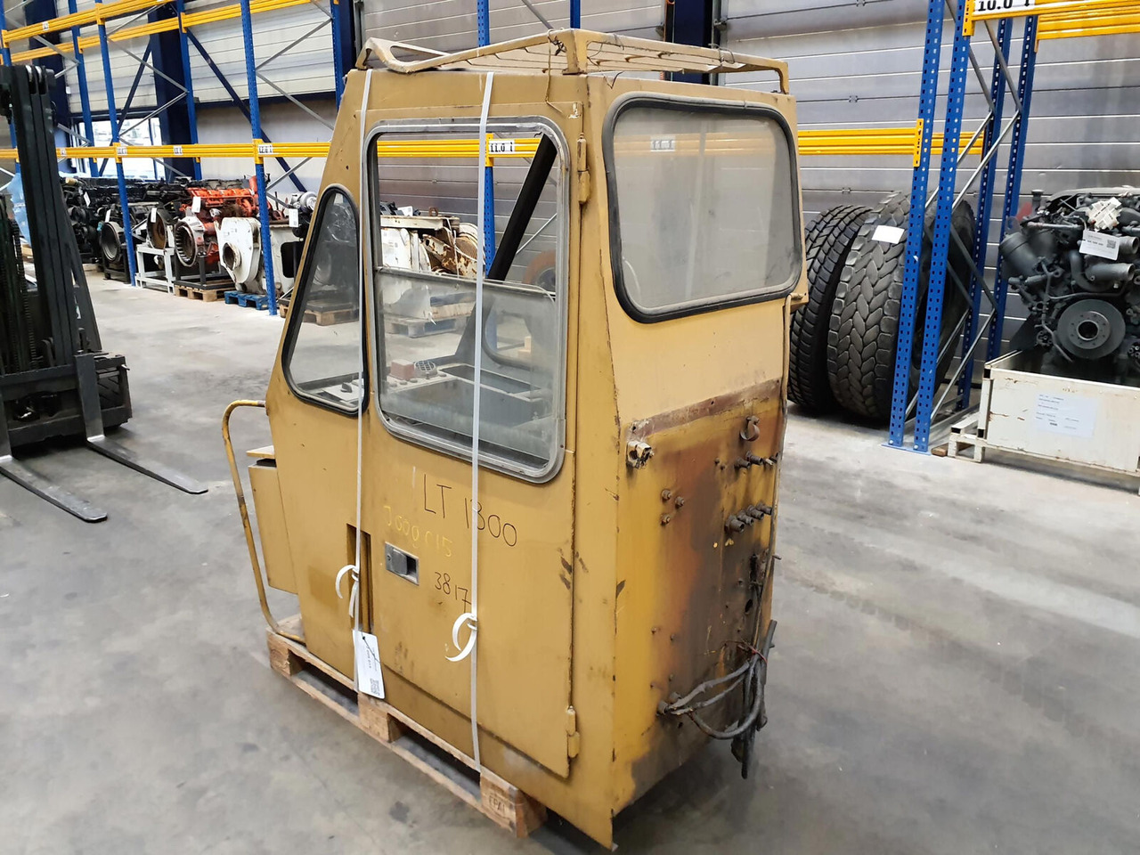 Liebherr LT 1120 upper cabin - Cabina para Autogrúa: foto 4 Liebherr LT 1120 upper cabin - Cabina para Autogrúa: foto 4