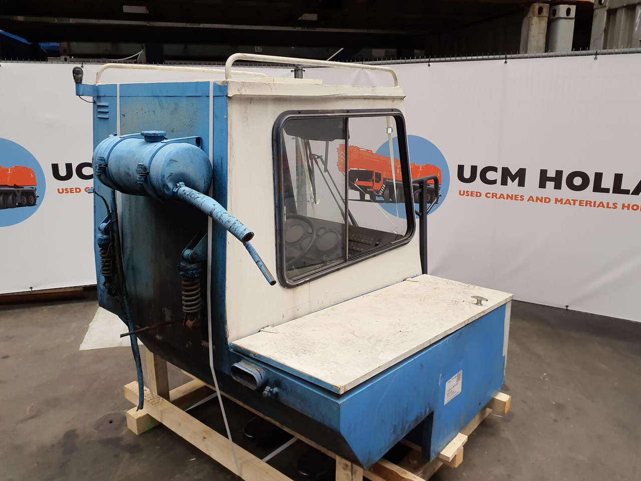 Liebherr LTM 1035/3 lower cabin - Cabina para Autogrúa: foto 4 Liebherr LTM 1035/3 lower cabin - Cabina para Autogrúa: foto 4