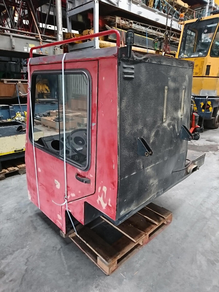 Liebherr LTM 1035 lower cabin - Cabina para Autogrúa: foto 3 Liebherr LTM 1035 lower cabin - Cabina para Autogrúa: foto 3