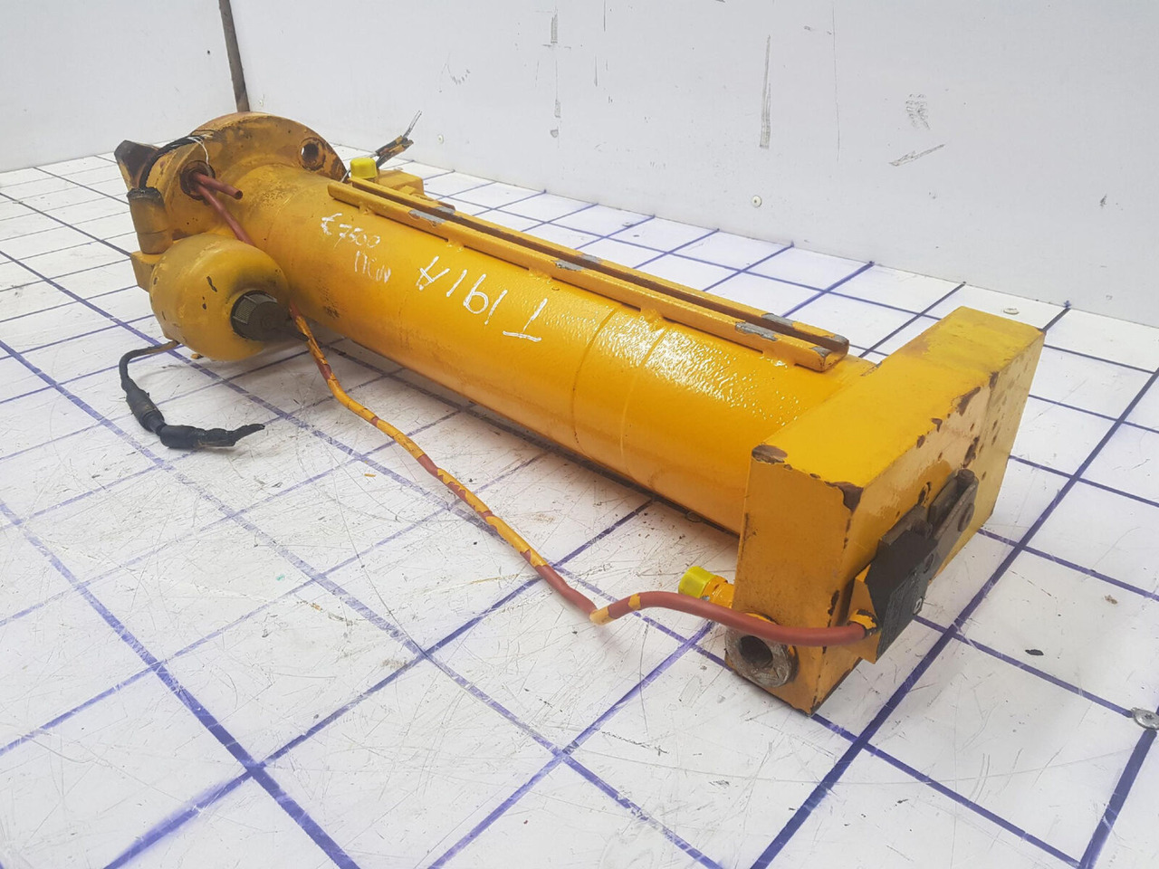 Liebherr LTM 1050-1 ballast extension ram - Cilindro hidráulico para Autogrúa: foto 3 Liebherr LTM 1050-1 ballast extension ram - Cilindro hidráulico para Autogrúa: foto 3