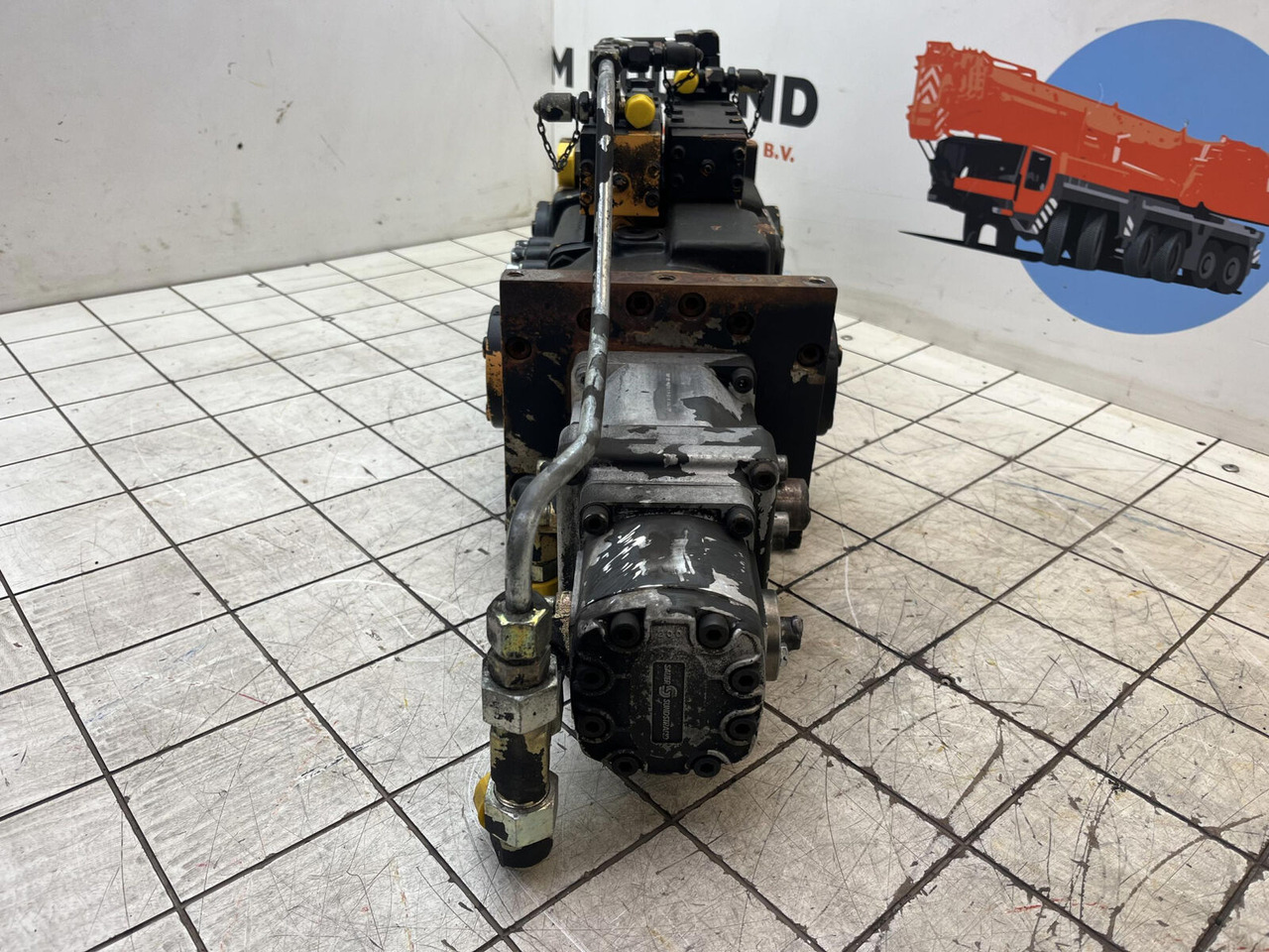 Liebherr LTM 1050 TWO-STAGE PUMP LPV 64 64+64cm³/U - Bomba hidráulica para Grúa: foto 2 Liebherr LTM 1050 TWO-STAGE PUMP LPV 64 64+64cm³/U - Bomba hidráulica para Grúa: foto 2