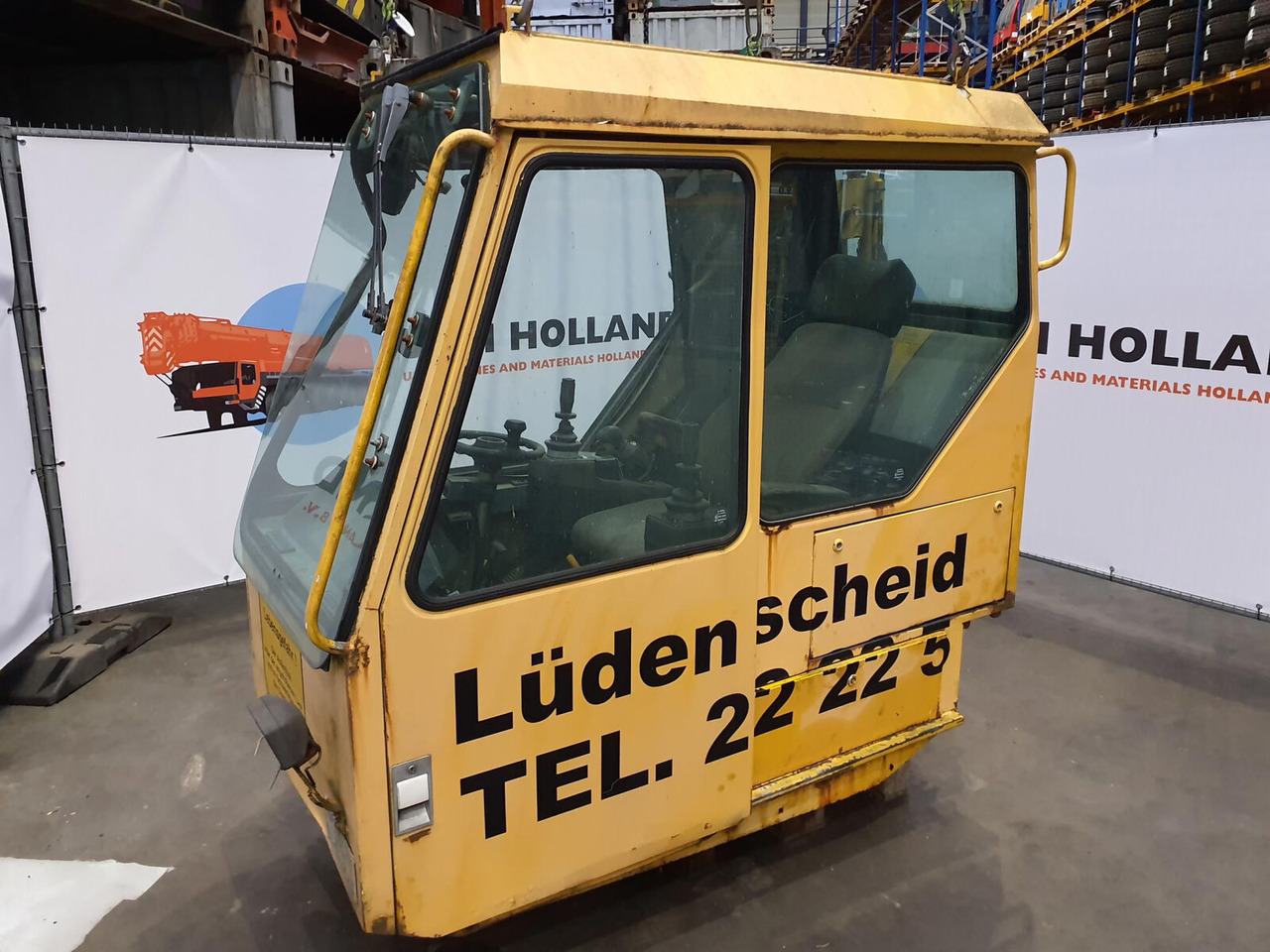 Liebherr LTM 1050 upper cabine - Cabina para Grúa: foto 1 Liebherr LTM 1050 upper cabine - Cabina para Grúa: foto 1