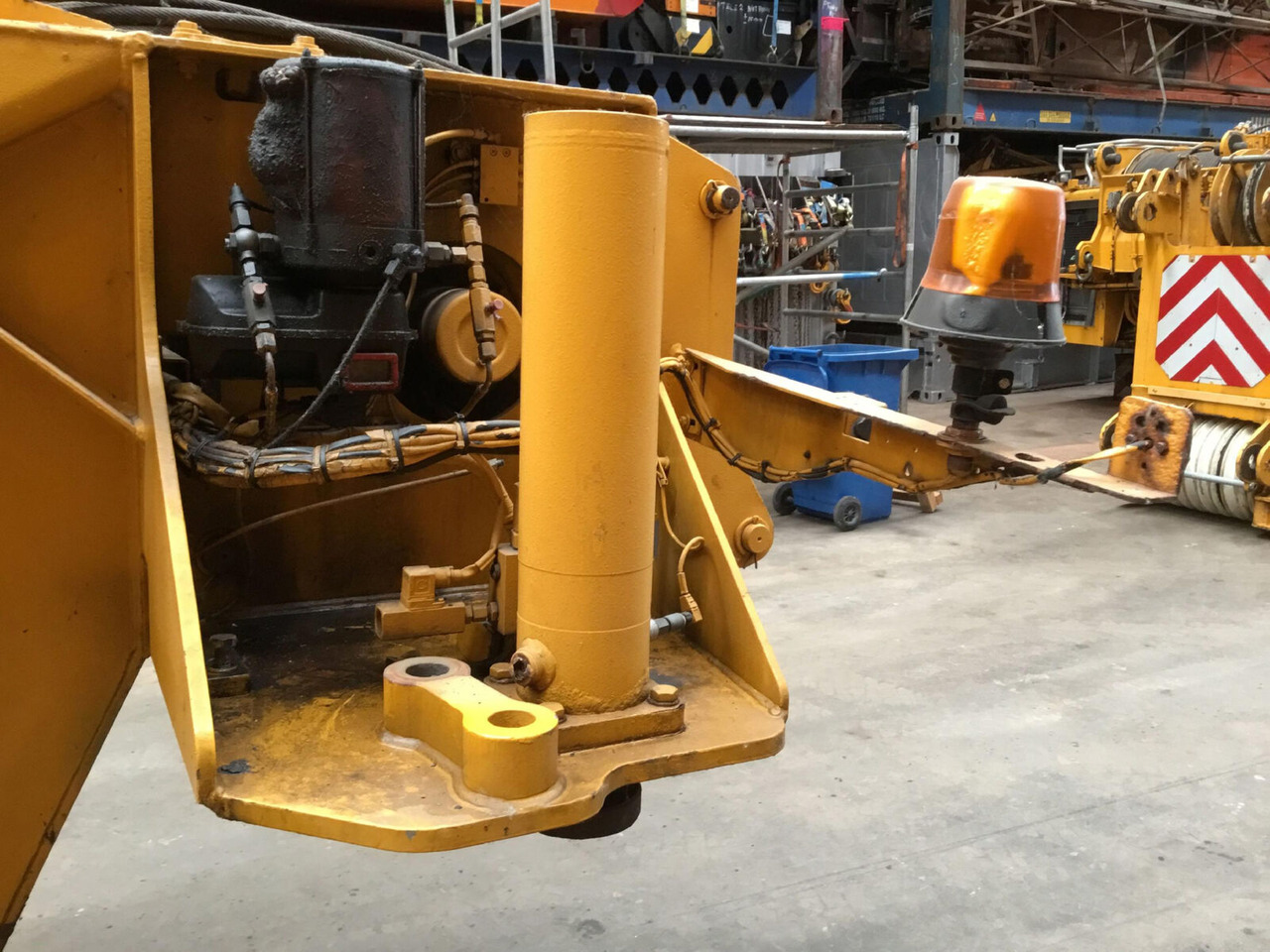 Liebherr LTM 1060-2 counterweight cylinder - Cilindro hidráulico para Autogrúa: foto 2 Liebherr LTM 1060-2 counterweight cylinder - Cilindro hidráulico para Autogrúa: foto 2