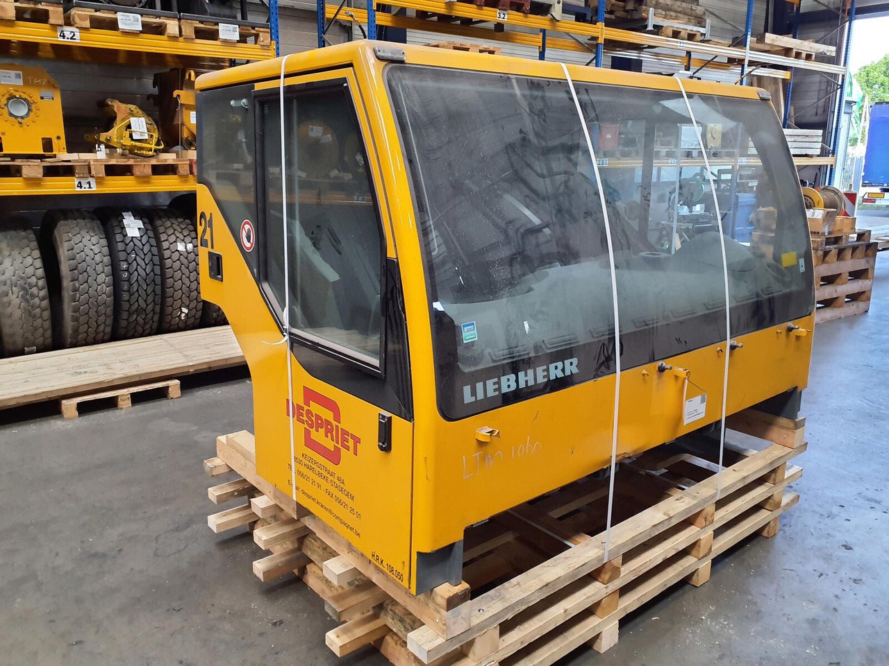 Liebherr LTM 1060-2 lower cabin - Cabina para Autogrúa: foto 3 Liebherr LTM 1060-2 lower cabin - Cabina para Autogrúa: foto 3