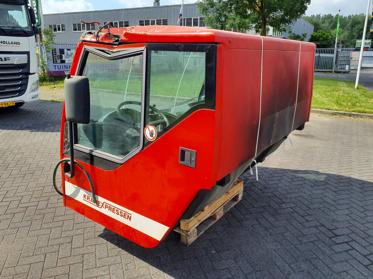 Liebherr LTM 1060-2 lower cabin - Cabina para Autogrúa: foto 3 Liebherr LTM 1060-2 lower cabin - Cabina para Autogrúa: foto 3