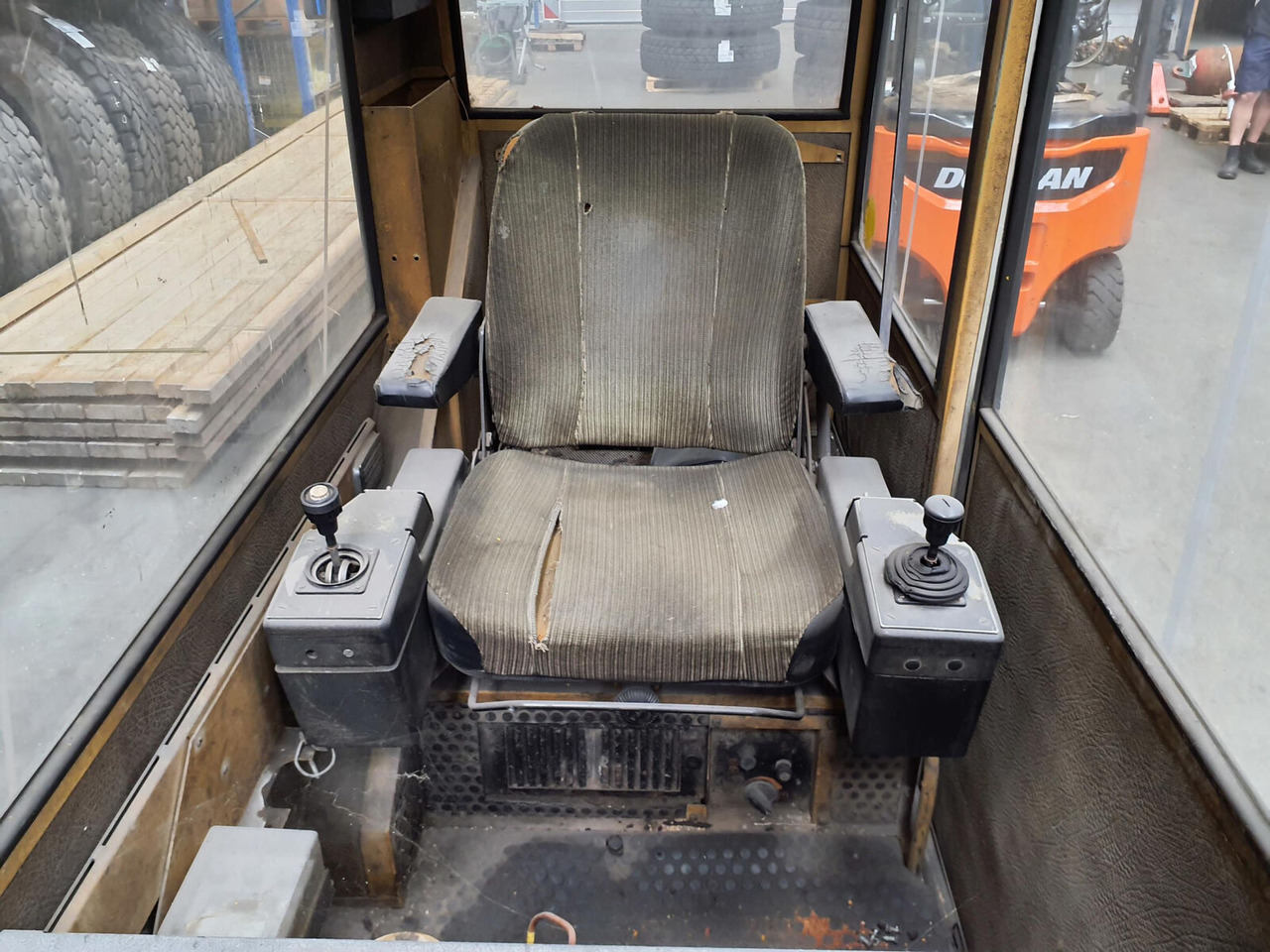 Liebherr LTM 1140 upper cabin - Cabina para Autogrúa: foto 5 Liebherr LTM 1140 upper cabin - Cabina para Autogrúa: foto 5