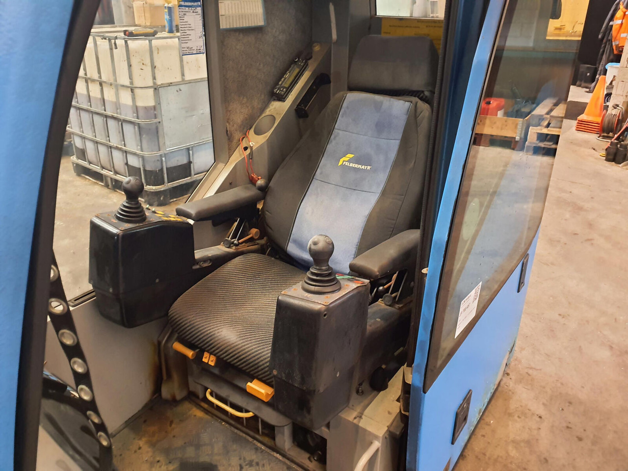 Liebherr LTM 1400-7.1 upper cabin - Cabina para Autogrúa: foto 5 Liebherr LTM 1400-7.1 upper cabin - Cabina para Autogrúa: foto 5