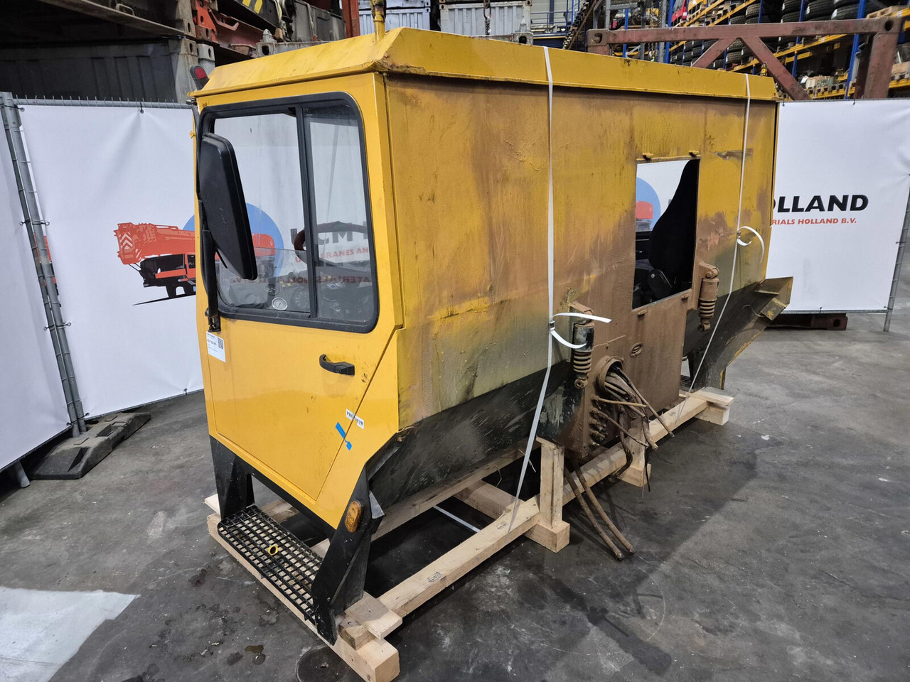 Liebherr LTM drivers cabin - Cabina para Autogrúa: foto 4 Liebherr LTM drivers cabin - Cabina para Autogrúa: foto 4