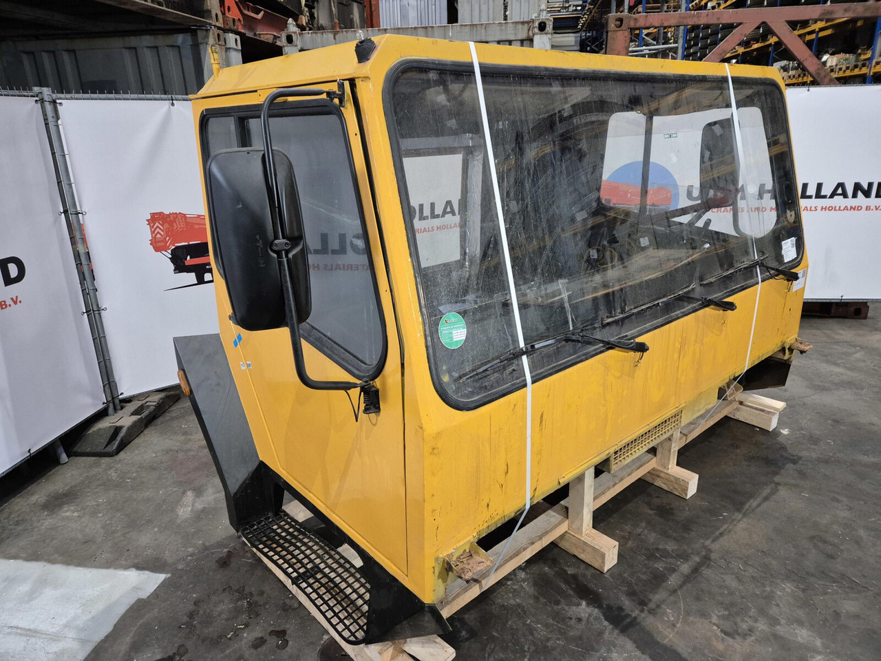 Liebherr LTM drivers cabin - Cabina para Autogrúa: foto 1 Liebherr LTM drivers cabin - Cabina para Autogrúa: foto 1