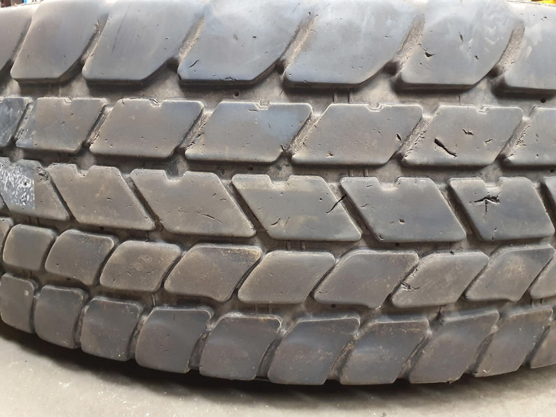 Michelin Wheel 445/95R25 10 12.3 1p - Neumáticos y llantas para Grúa: foto 3 Michelin Wheel 445/95R25 10 12.3 1p - Neumáticos y llantas para Grúa: foto 3