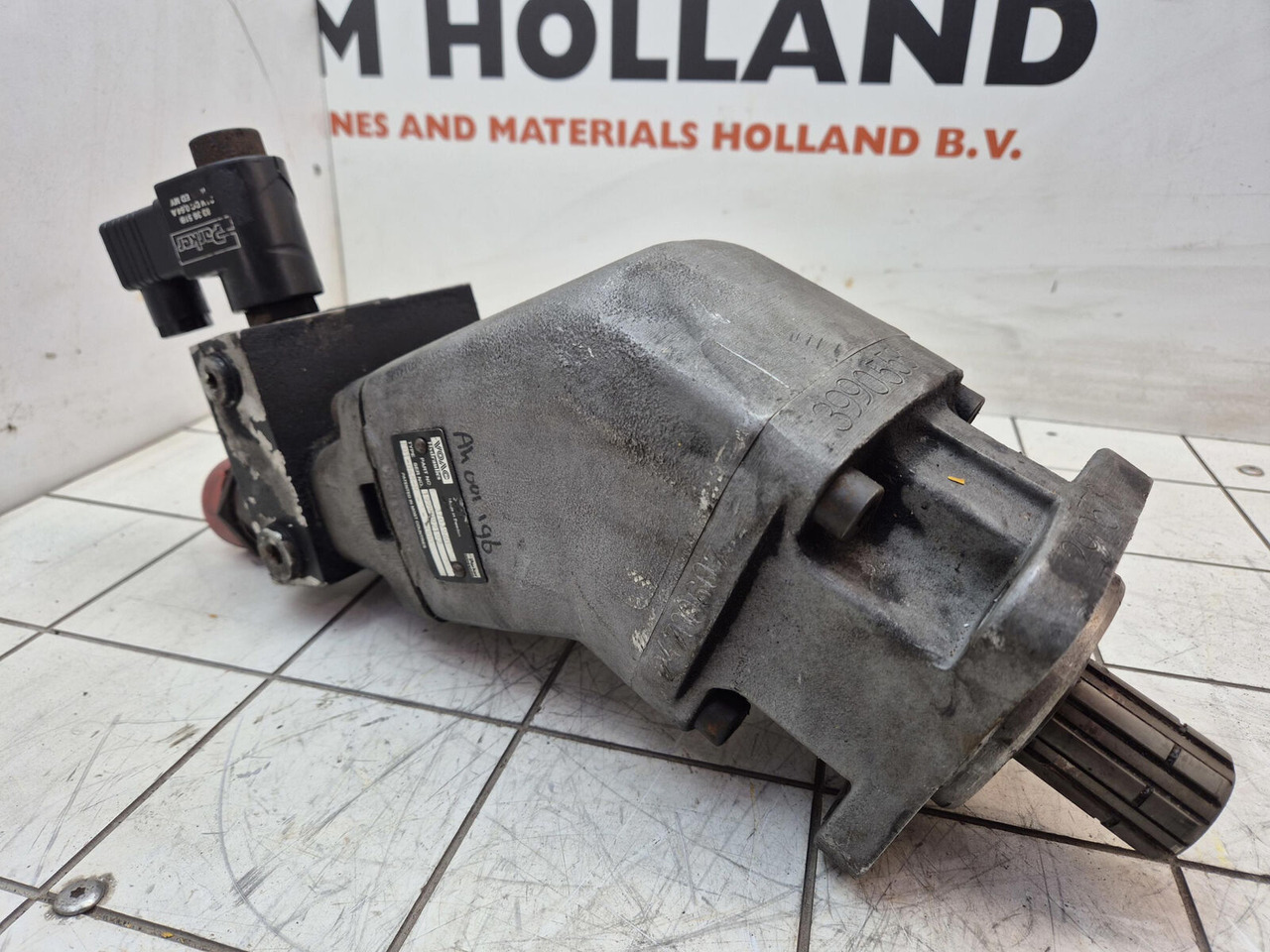 Parker F1-060R hydro pump with bypass - Bomba hidráulica para Autogrúa: foto 2 Parker F1-060R hydro pump with bypass - Bomba hidráulica para Autogrúa: foto 2